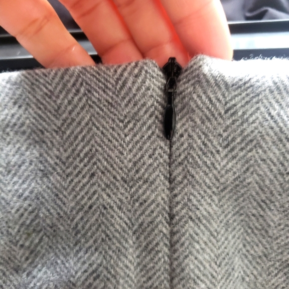 Grey Wool Skirt sz 4 - Picture 6 of 7
